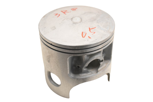 New OEM Yamaha 3R8-11636-00-00 Piston NOS