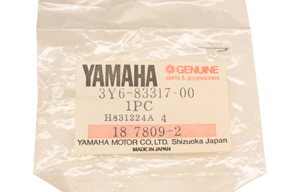 New OEM Yamaha 3Y6-83317-00-00 Flasher Mount Bolt NOS