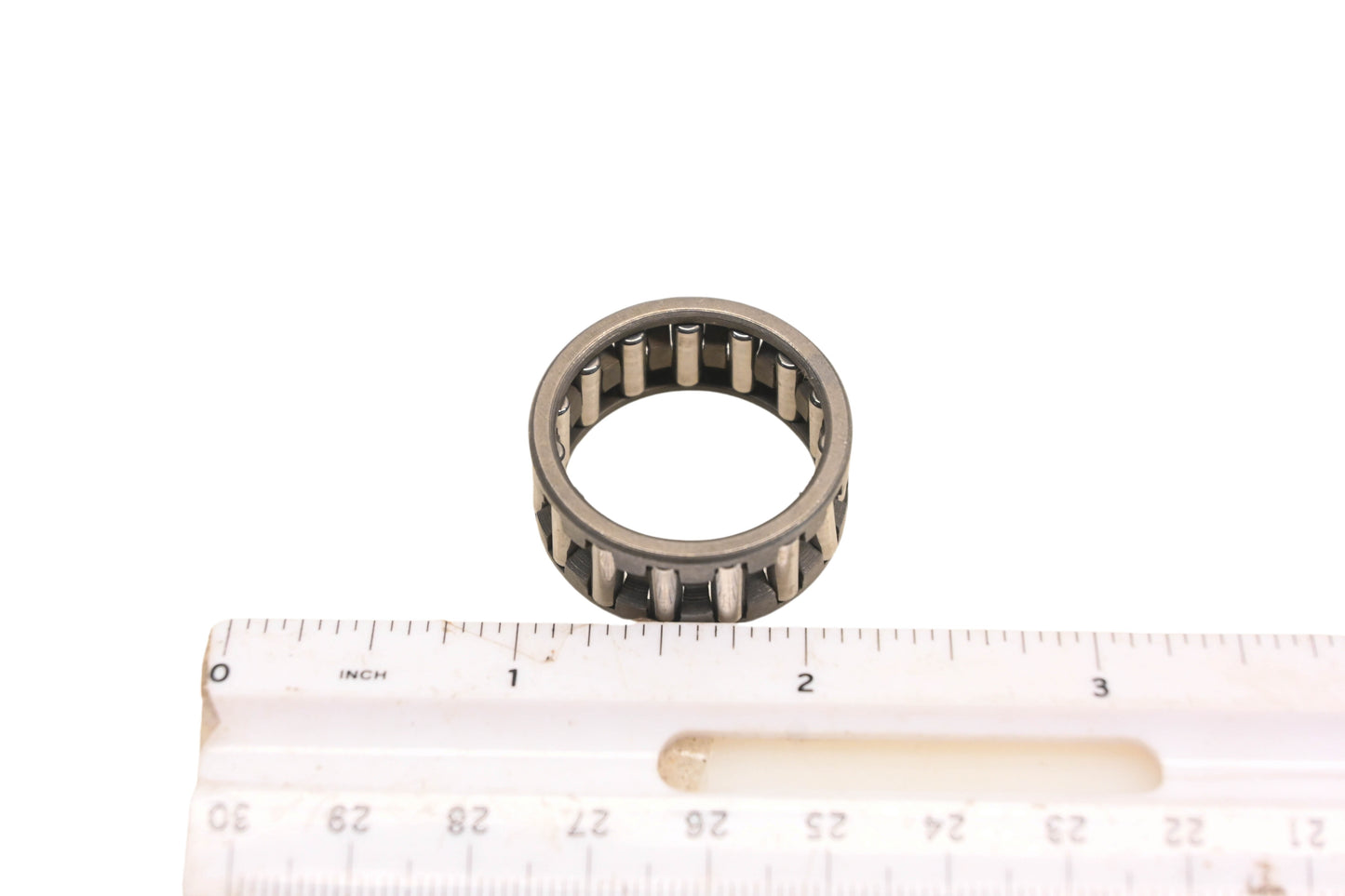 New OEM Yamaha 93310-423A8-00 Cylinder Bearing NOS