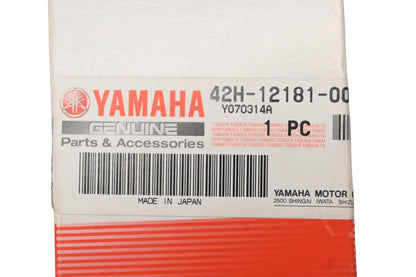 New OEM Yamaha 42H-12181-00-00 Camshaft NOS