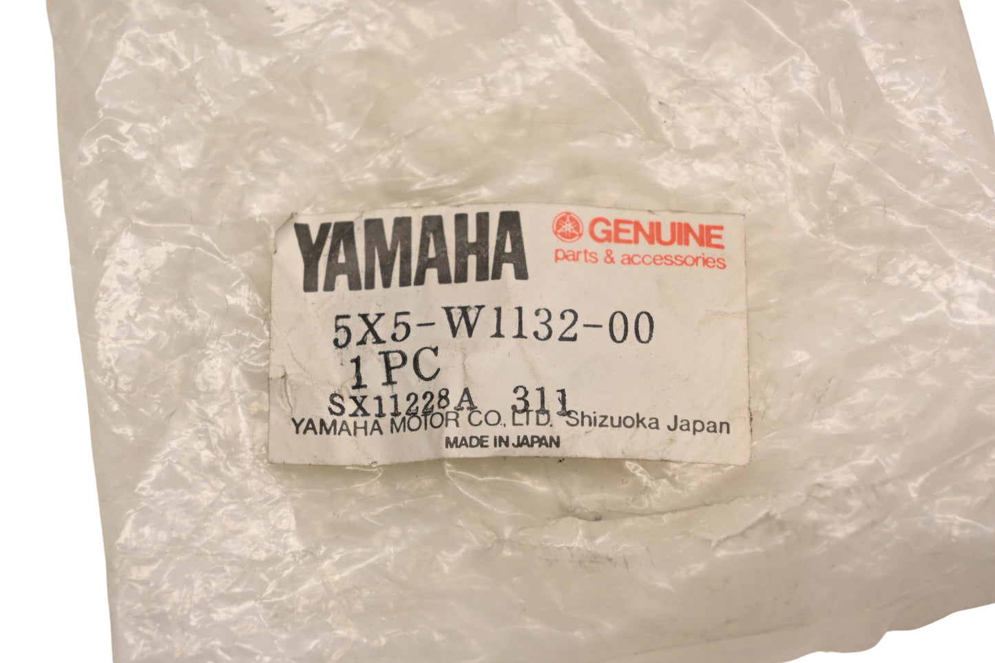 New OEM Yamaha 5X5-W1132-00-00 Exhaust Valve Holder NOS