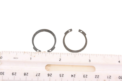 New OEM Yamaha 93420-22026-00 R-Type Circlips Qty 2 NOS
