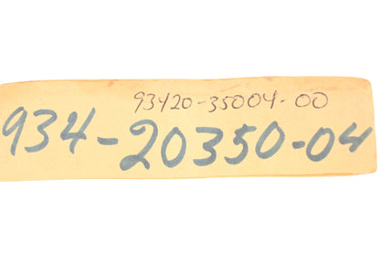 New OEM Yamaha 93420-35004-00 R-Type Circlip NOS