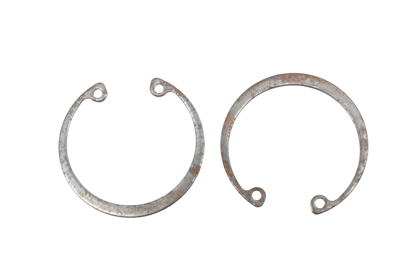 New OEM Yamaha 93420-44029-00 R-Type Circlips Qty 2 NOS
