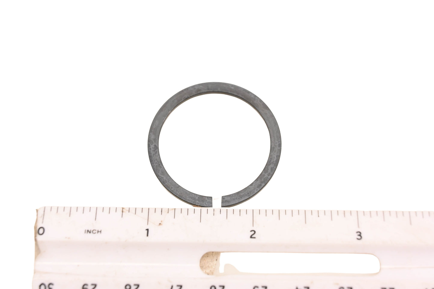 New OEM Yamaha 93440-30015-00 Outer Circlip NOS
