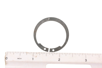 New OEM Yamaha 93440-31068-00 Outer Circlip NOS