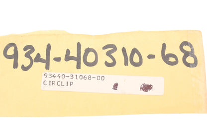 New OEM Yamaha 93440-31068-00 Outer Circlip NOS