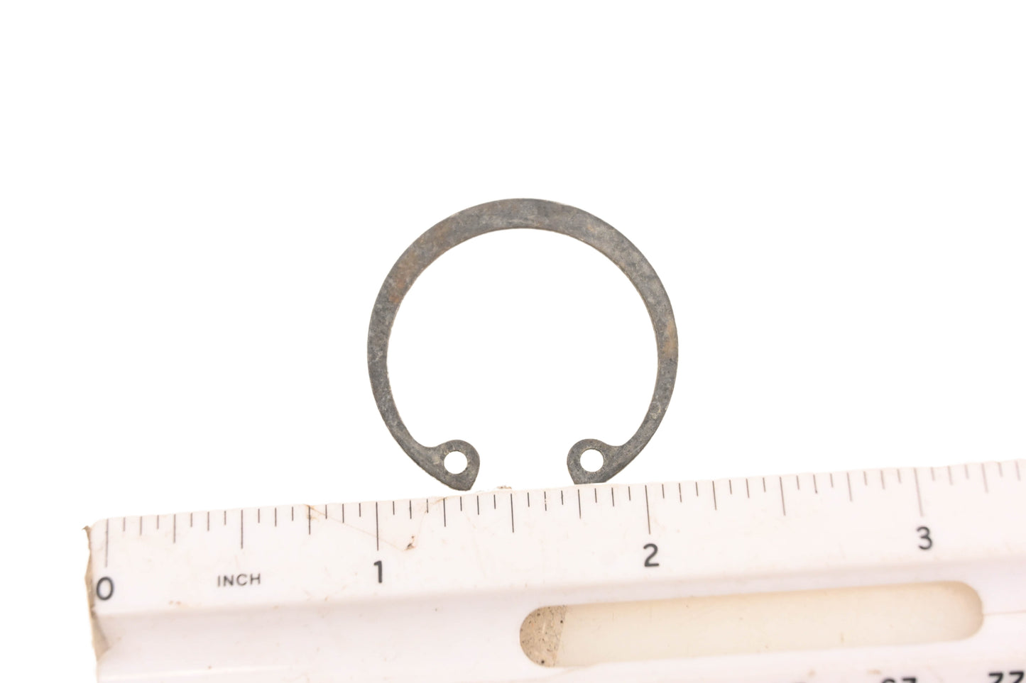 New OEM Yamaha 93450-30033-00 Circlip NOS