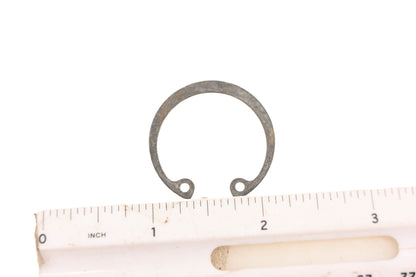 New OEM Yamaha 93450-30033-00 Circlip NOS