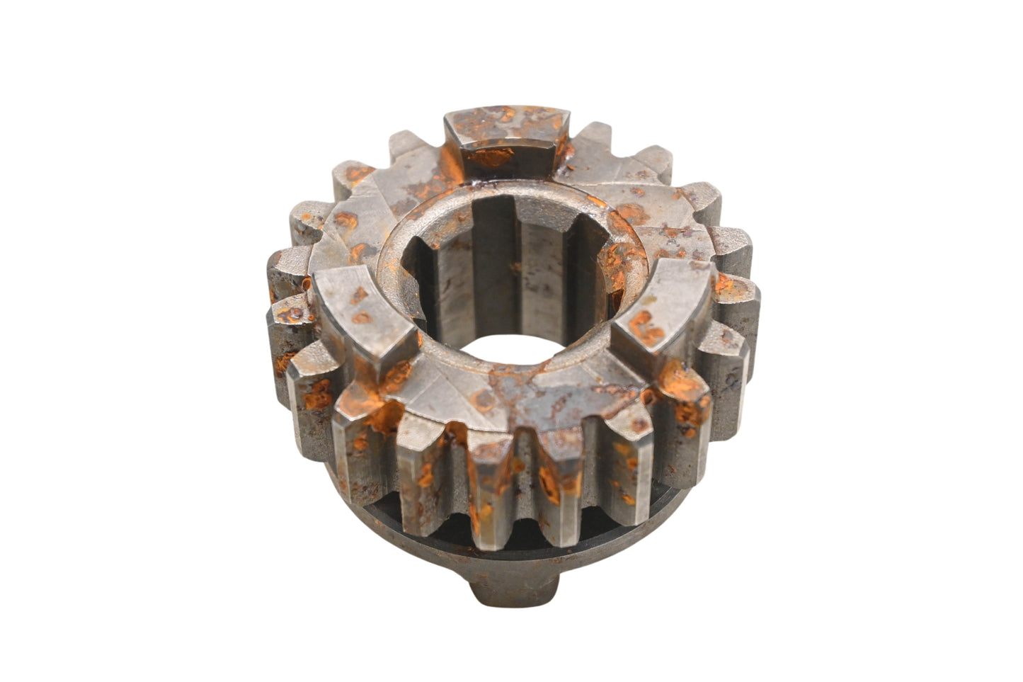 New OEM Yamaha 256-17131-00-00 3Rd Pinion Gear NOS
