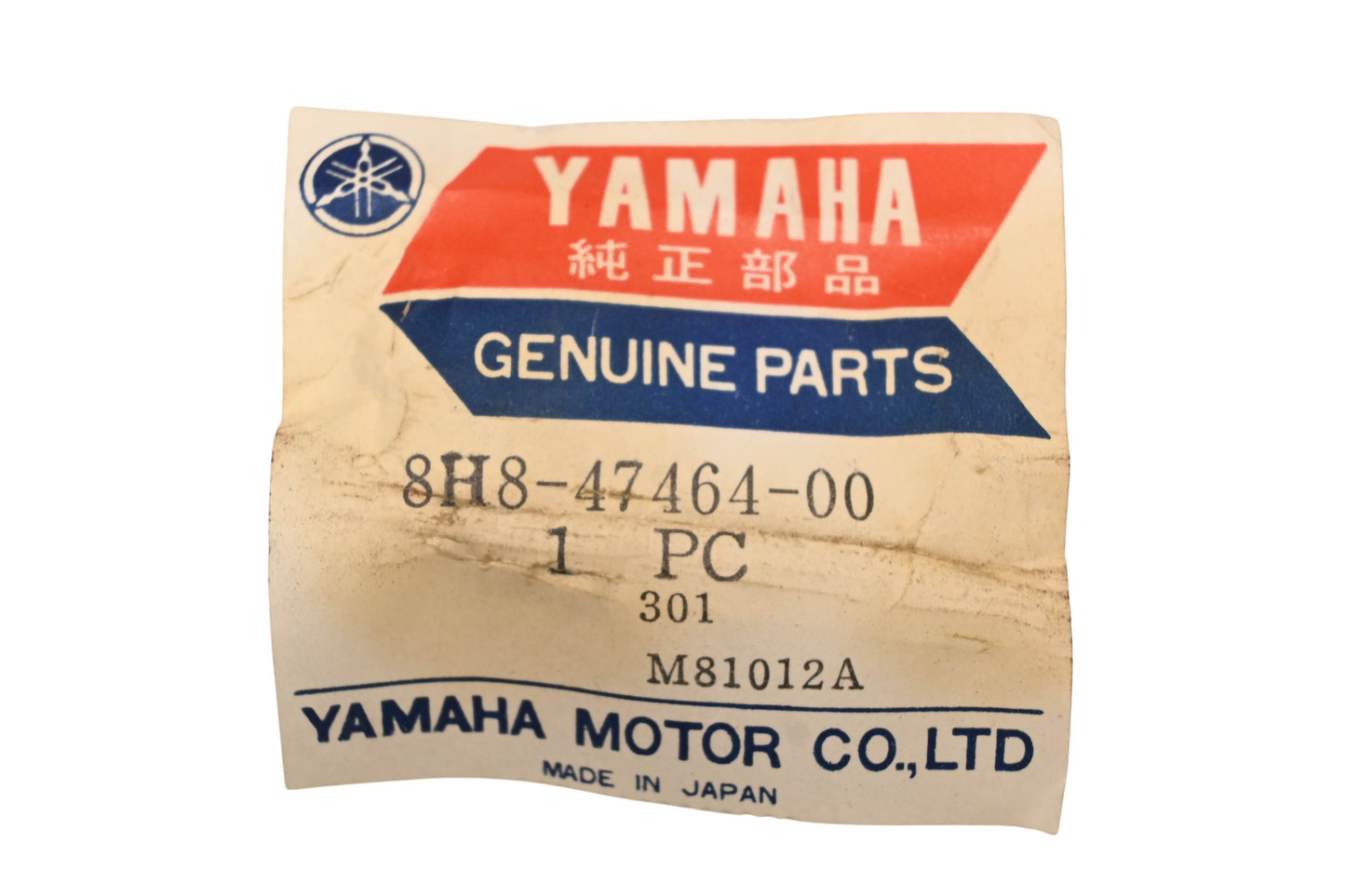 New OEM Yamaha 8H8-47464-00-00 Suspension Wheel Bracket NOS