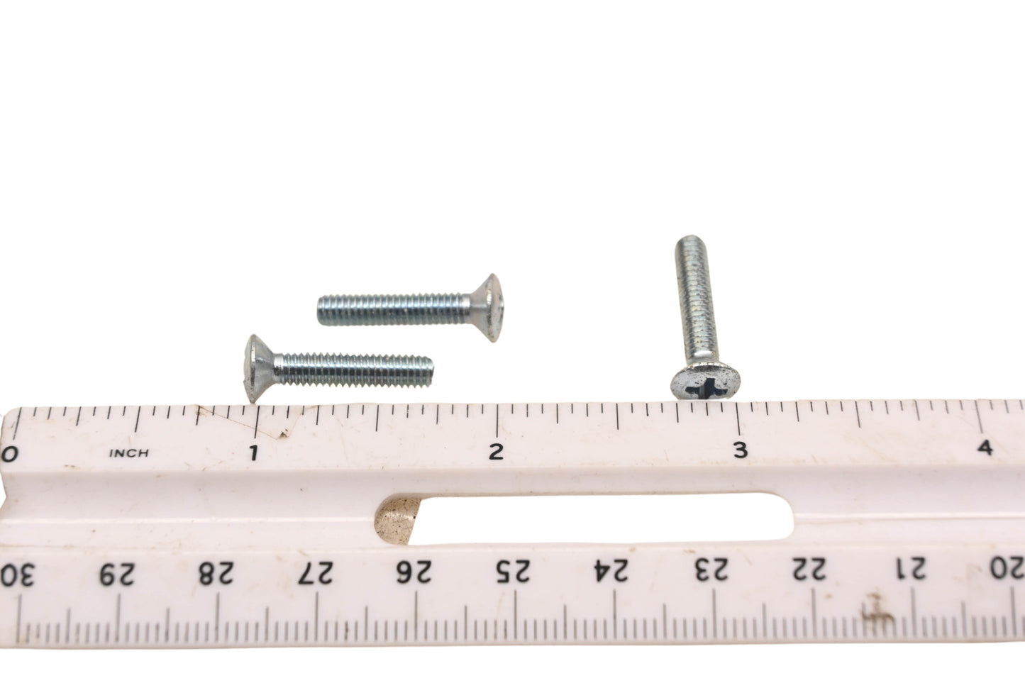 New OEM Yamaha 98601-04020-00 Oval Head Screws Qty 3 NOS