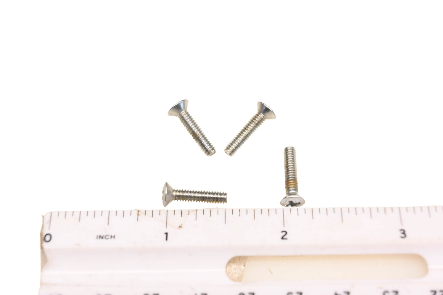 New OEM Yamaha 92601-03016-00 Oval Head Screws Qty 4 NOS