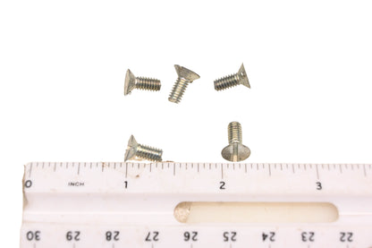 New OEM Yamaha 92601-04012-00 Flat Head Screws Qty 5 NOS