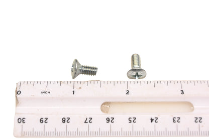 New OEM Yamaha 92601-05012-00 Oval Head Screws Qty 2 NOS