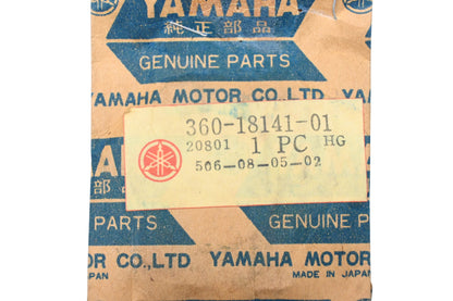 New OEM Yamaha 360-18141-01-00 Stopper Plate NOS