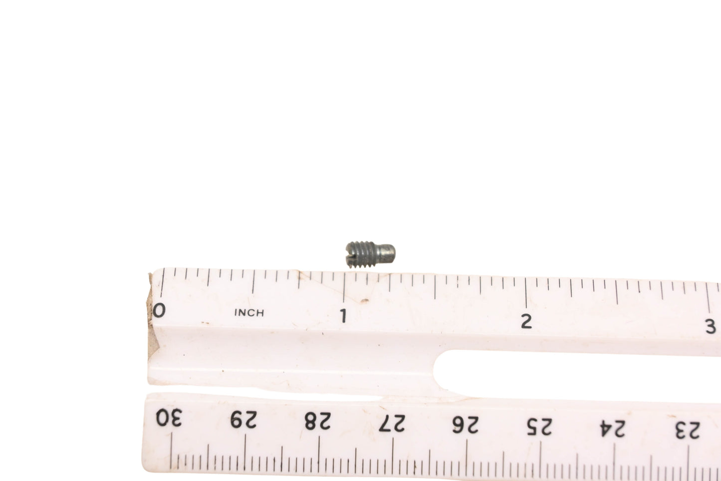 New OEM Yamaha 865-14515-40-00 Slow Jet #40 NOS