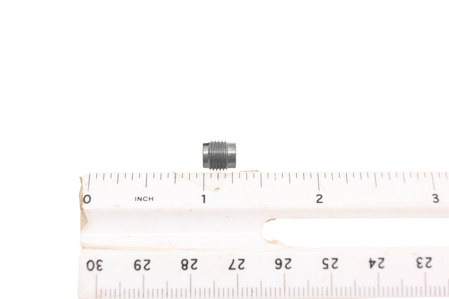 New OEM Yamaha 888-14516-48-00 Main Jet #148 NOS
