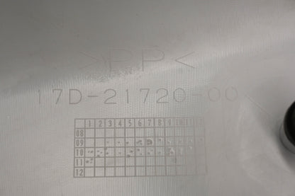 OEM Yamaha 17D-21720-00-00 White Right Side Cover & Decal