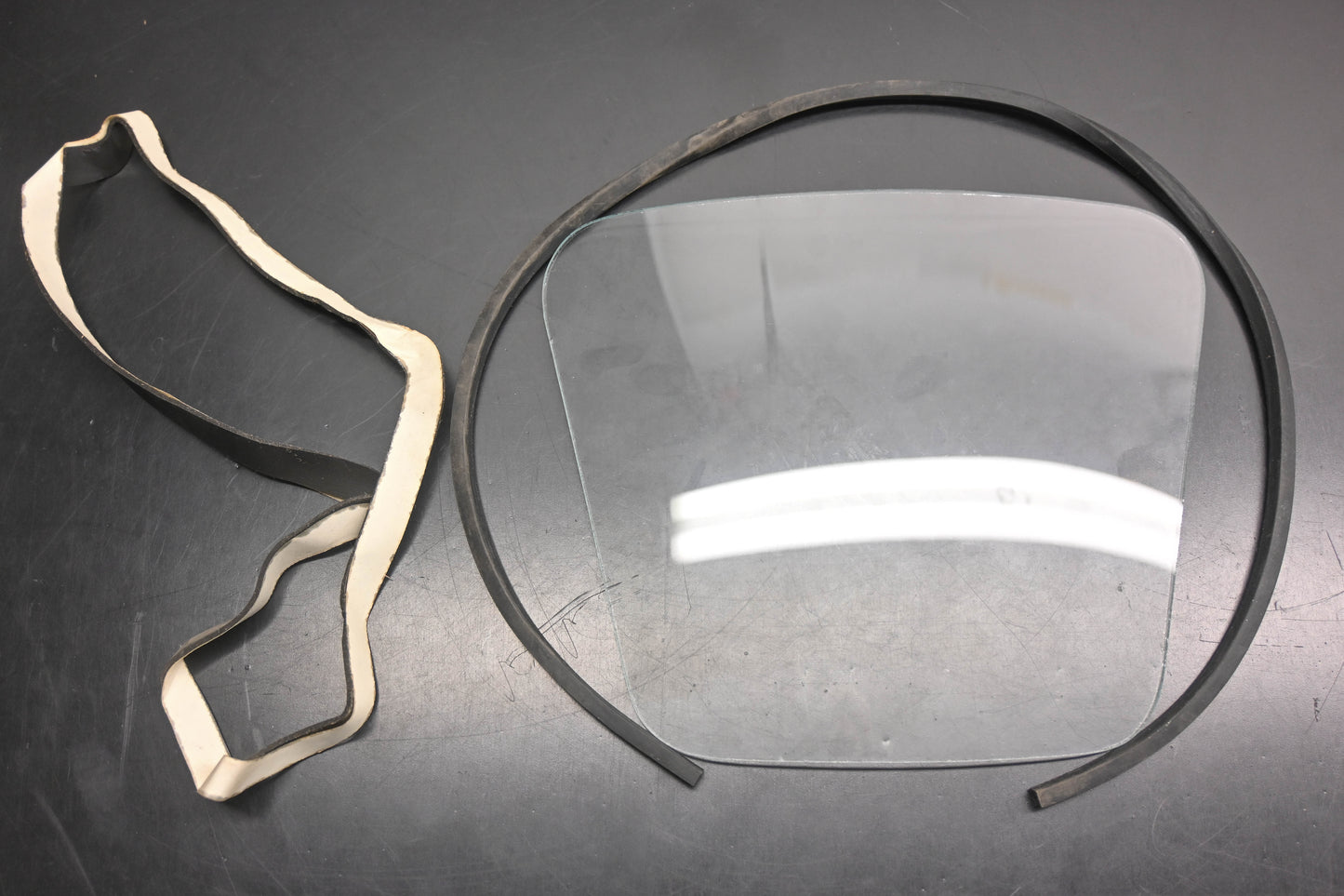 New OEM Yamaha ABA-4X701-30-00 Headlight Glass Lens Kit NOS