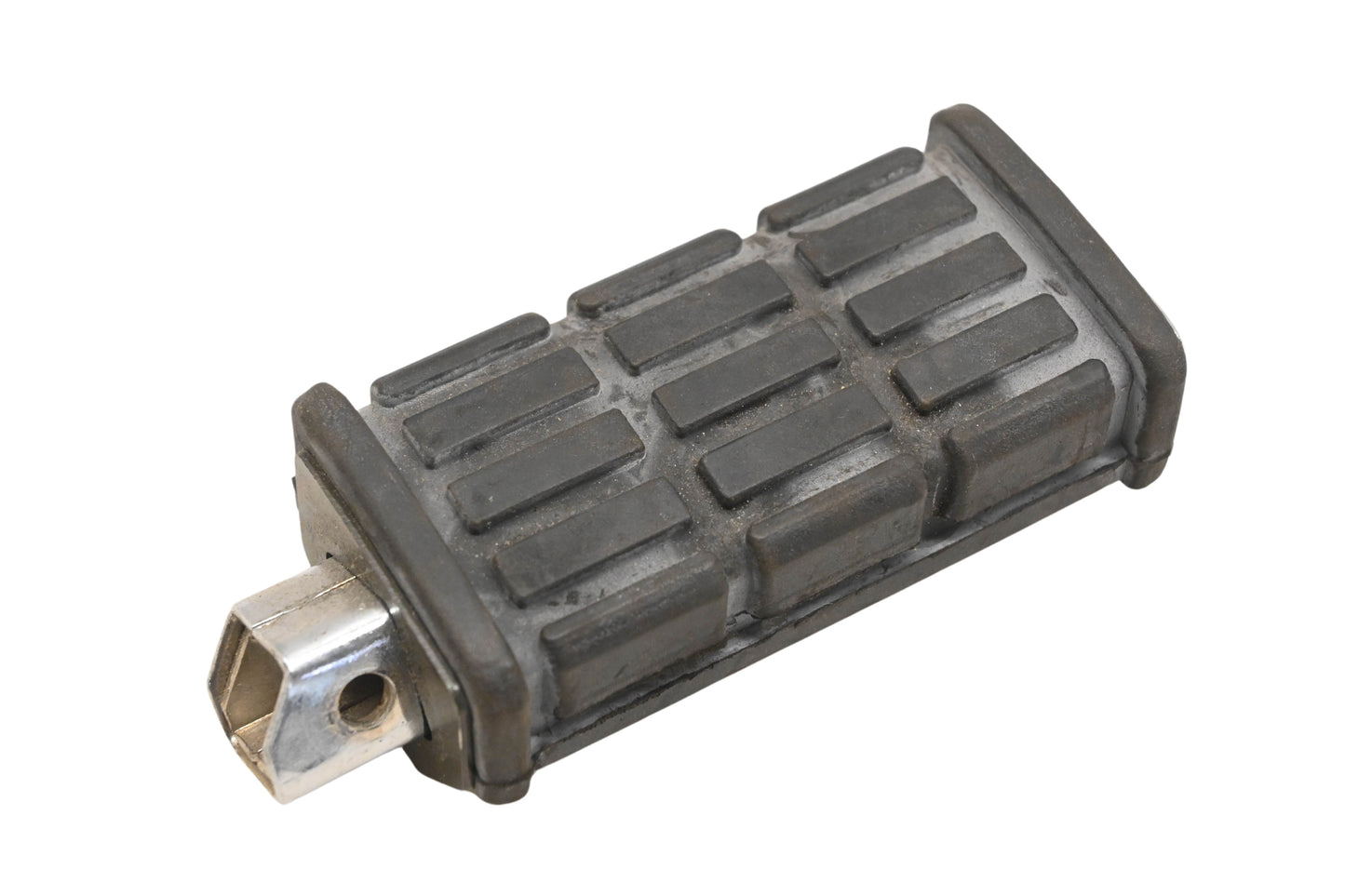 OEM Yamaha 3H5-27444-00-00 Footrest Assembly