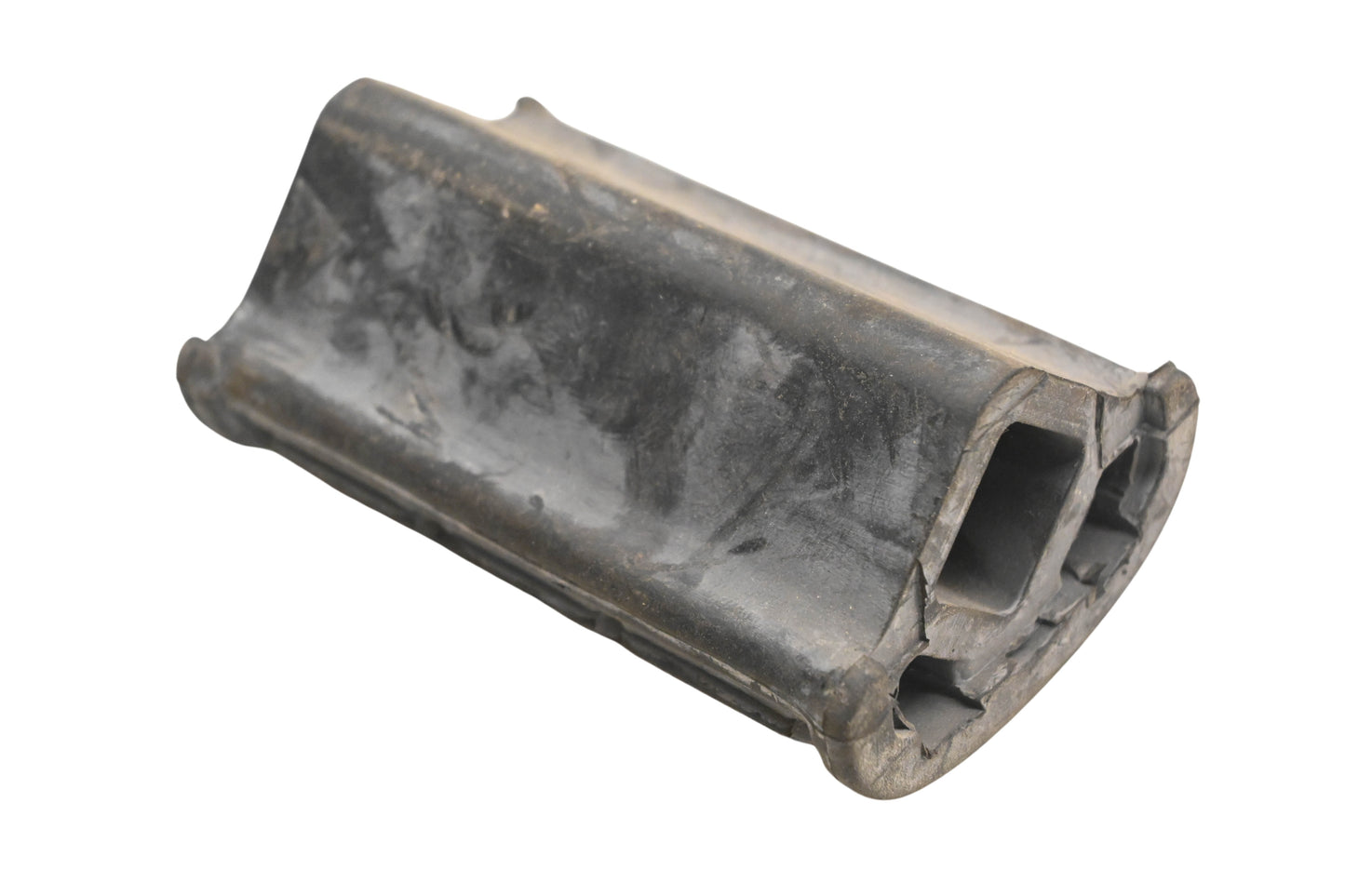 New OEM Yamaha 4X7-27413-00-00 Footrest Cover NOS