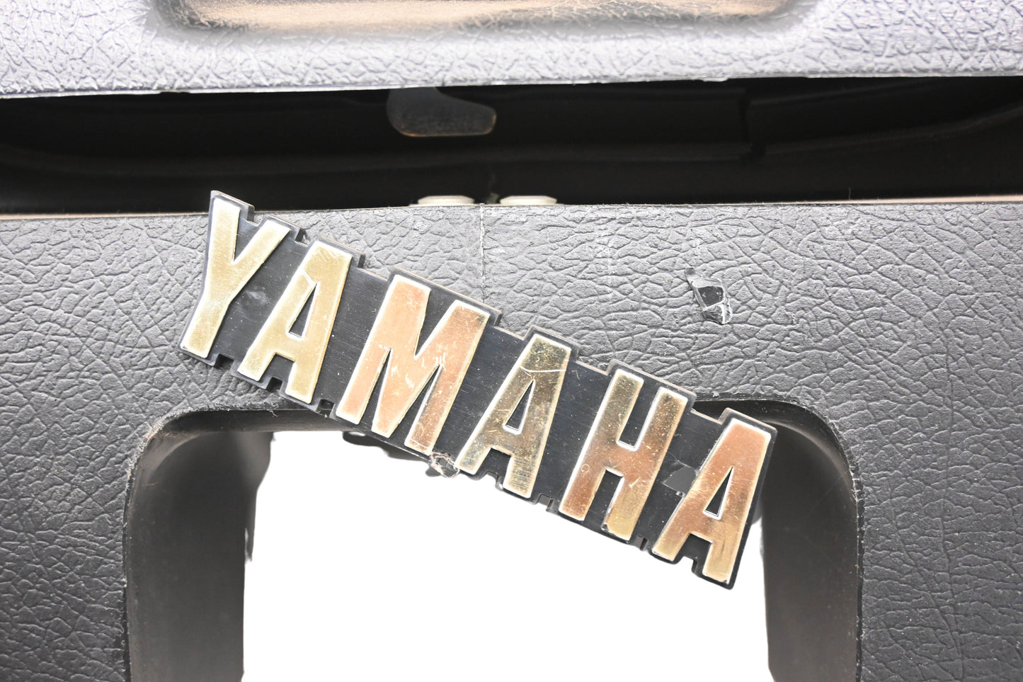 OEM Yamaha QG503-33 1981 SR250 Red Rear Trunk