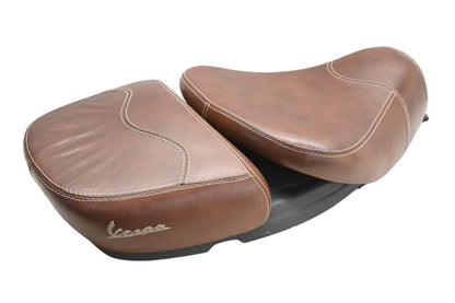 Vespa 624972 Tobacco Leather Double Saddle Assembly