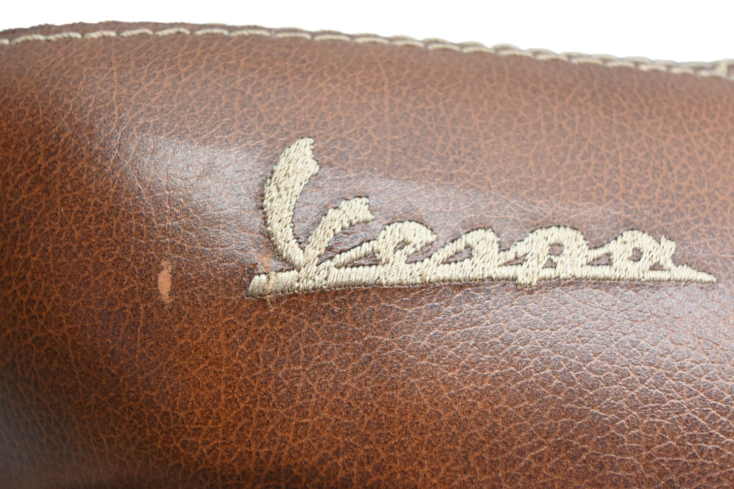 Vespa 624972 Tobacco Leather Double Saddle Assembly