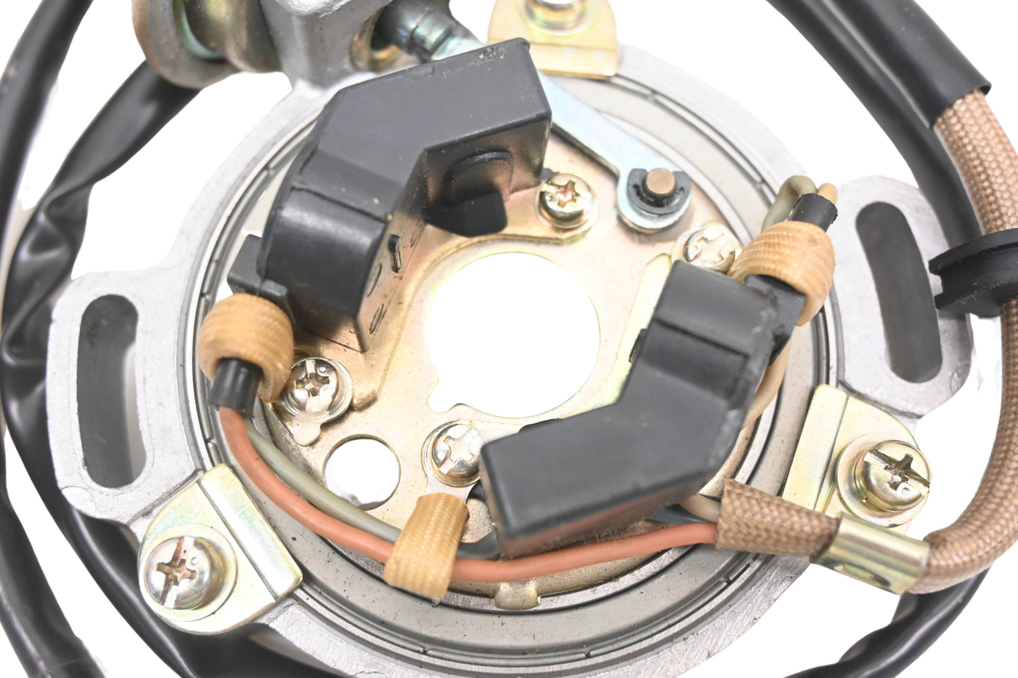 OEM Yamaha 2H7-81671-10-00 Pick Up Coil Assembly