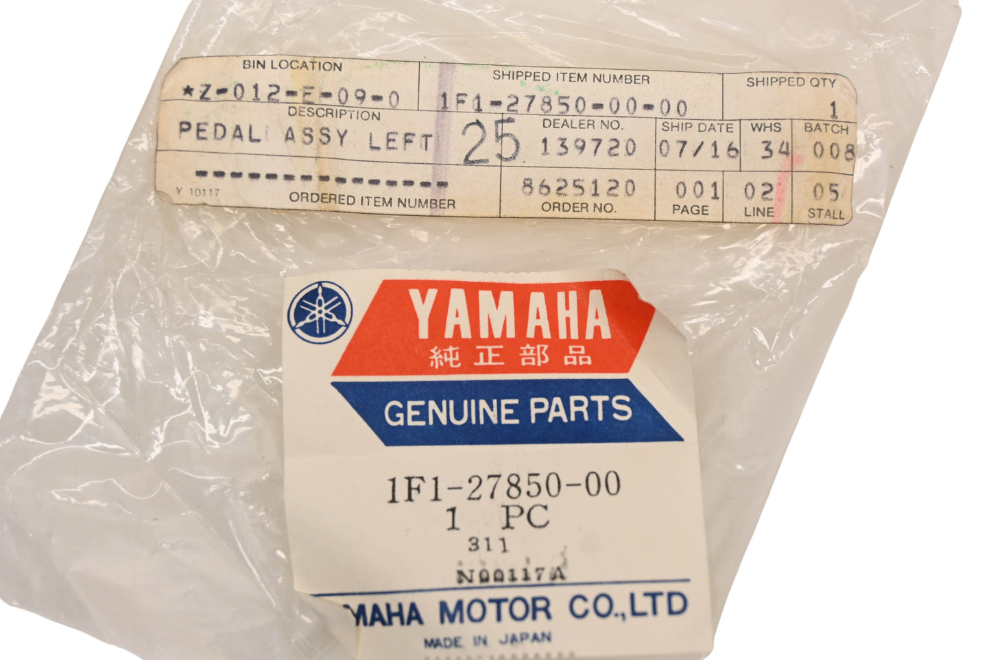 New OEM Yamaha 1F1-27850-00-00 Left Pedal Footrest NOS