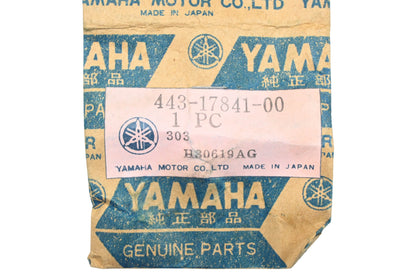 New OEM Yamaha 443-17841-00-00 Drive Gear NOS