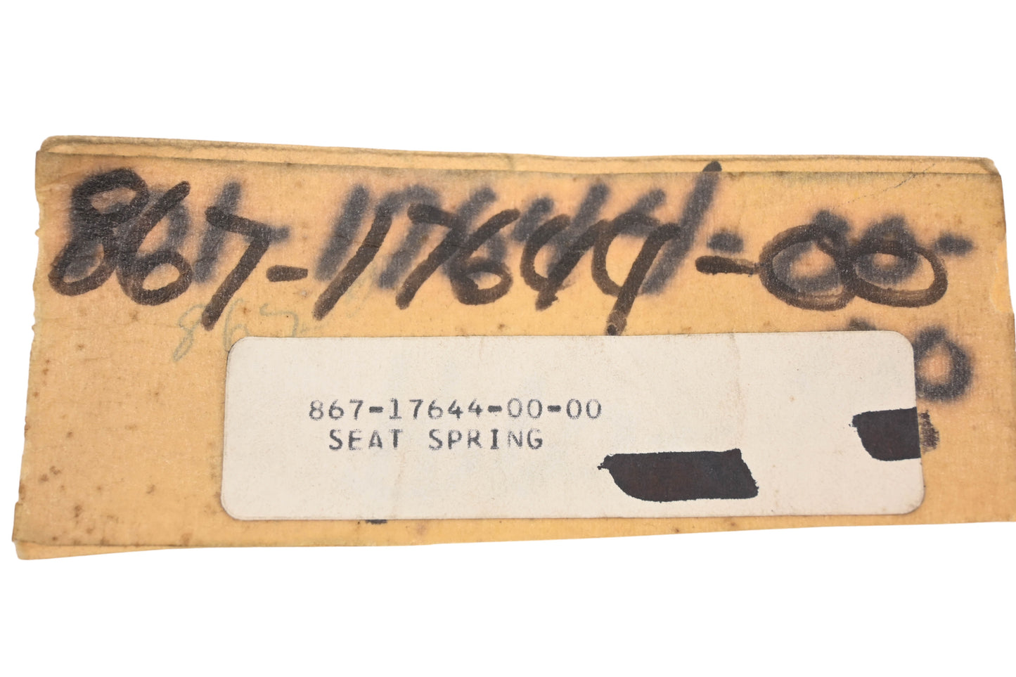New OEM Yamaha 867-17644-00-00 Spring Seat NOS