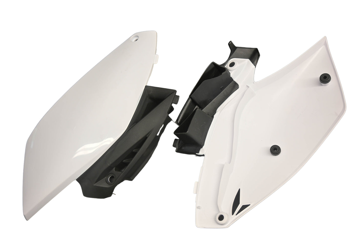 UFO Plast 115995, 11-5995, YA04812046 White Side Panel Kit NOS