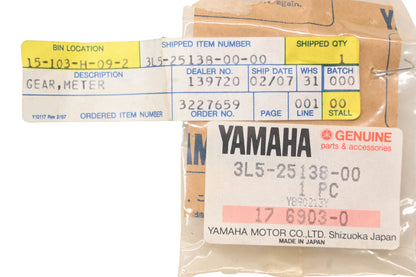 New OEM Yamaha 3L5-25138-00-00 Meter Gear NOS