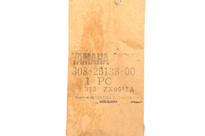 New OEM Yamaha 308-25138-00-00 Meter Gear NOS