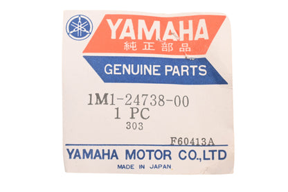 New OEM Yamaha 1M1-24738-00-00 Seat Bracket NOS