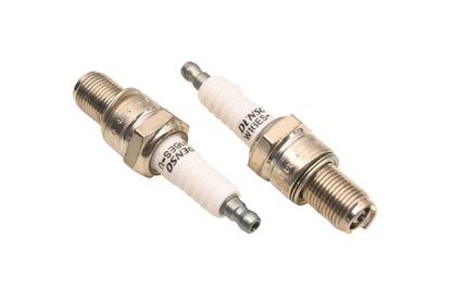 Denso W16ES-U, 3025 Sparkplugs Qty 2 NOS