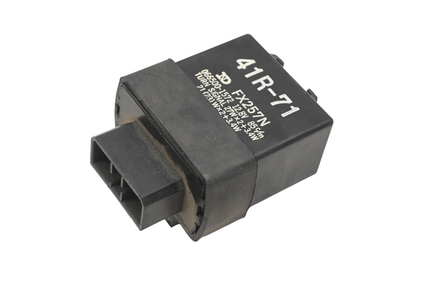 Nippondenso 41R-83350-71-00, FX257N, 066500-1572 Turn Signal Flasher Relay