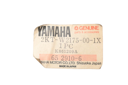 New OEM Yamaha 2KT-W2175-00-1X White/Red Genesis Left Side Tail Panel NOS