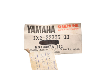 New OEM Yamaha 3X3-22325-00-00 Dust Cover Seal NOS