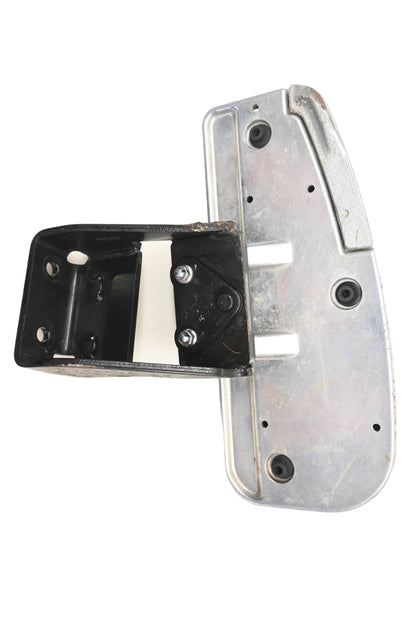 OEM Yamaha 5VN-27420-00-00, 5VN-27420-00 Right Footrest Assembly
