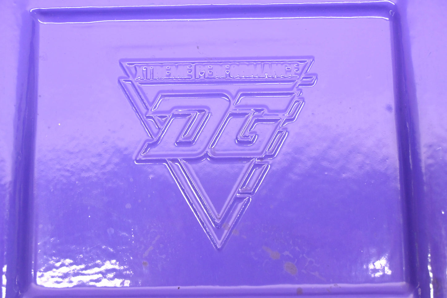 DG FJ0-62731-00-00, FJ0-62731-00 Purple Quadra-Fin Ride Plate NOS