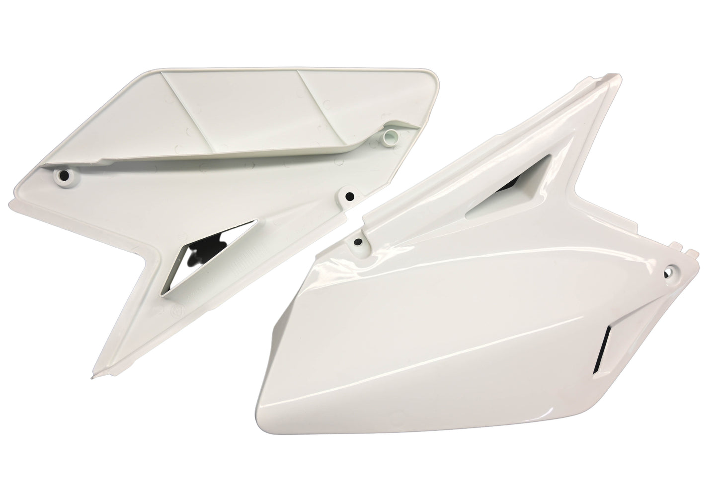 UFO Plast 0520-0606, SU04902041 White Side Panel Kit NOS