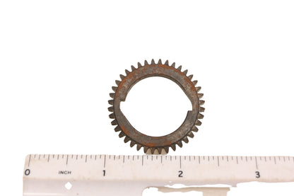New OEM Yamaha 170-13124-00-00 Worm Wheel NOS