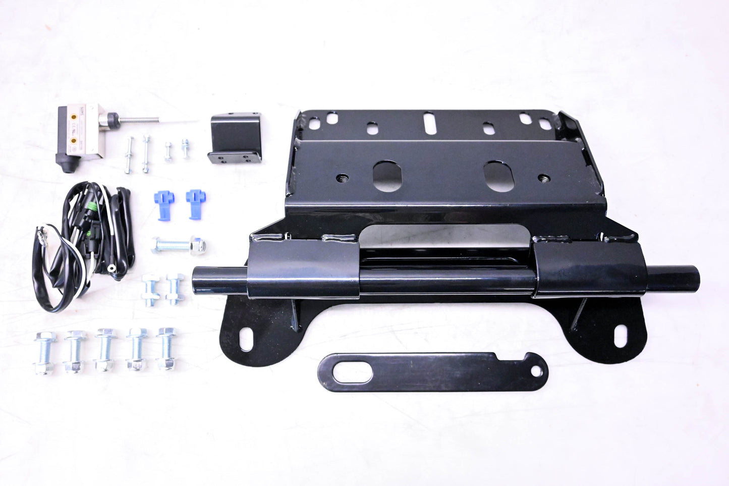 New OEM Polaris 2878835 Glacier II Plow Mount Kit NOS