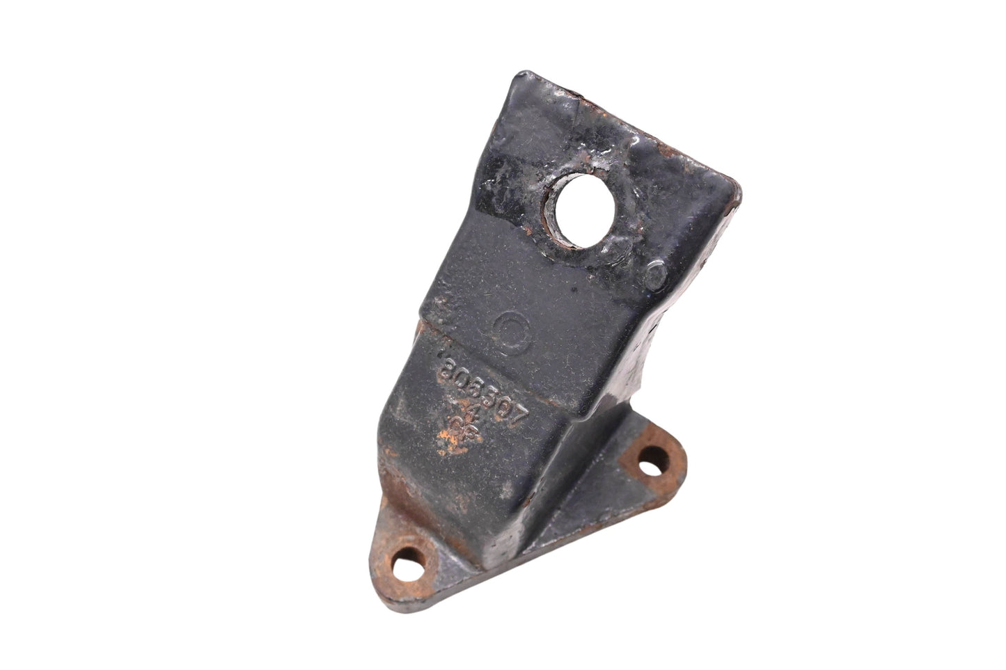 Aftermarket 806507 Engine Mount Bracket