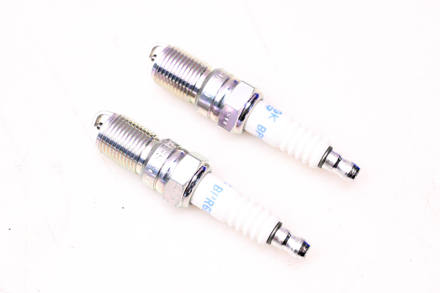 NGK BPR6EFS, 3623 Spark Plugs Qty 2 NOS
