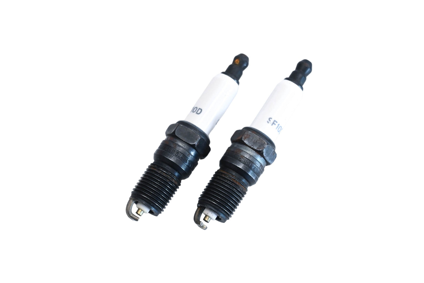 Splitfire SF10D Spark Plugs Qty 2 NOS