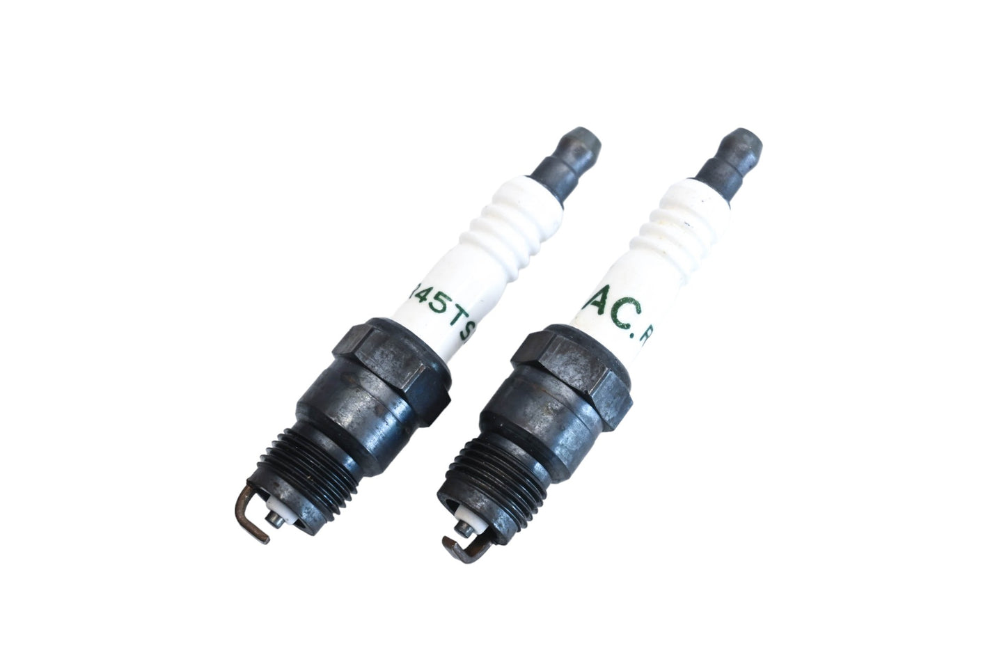ACDelco R45TSX Spark Plugs Qty 2 NOS